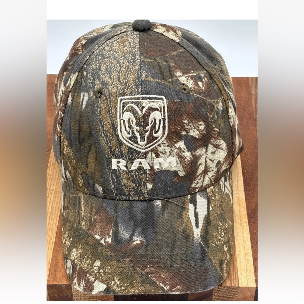 DODGE RAM CAP ADJ. STRAP DARCARS CJDR Hunting Fishing  BROWN CAMO